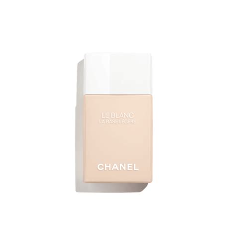 chanel makeup base le blanc powder|LE BLANC LA BASE LÉGÈRE .